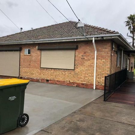 Melbourne Short Stay- Burwood Deakin Uni墨尔本民宿-迪肯大学burwood Εξωτερικό φωτογραφία