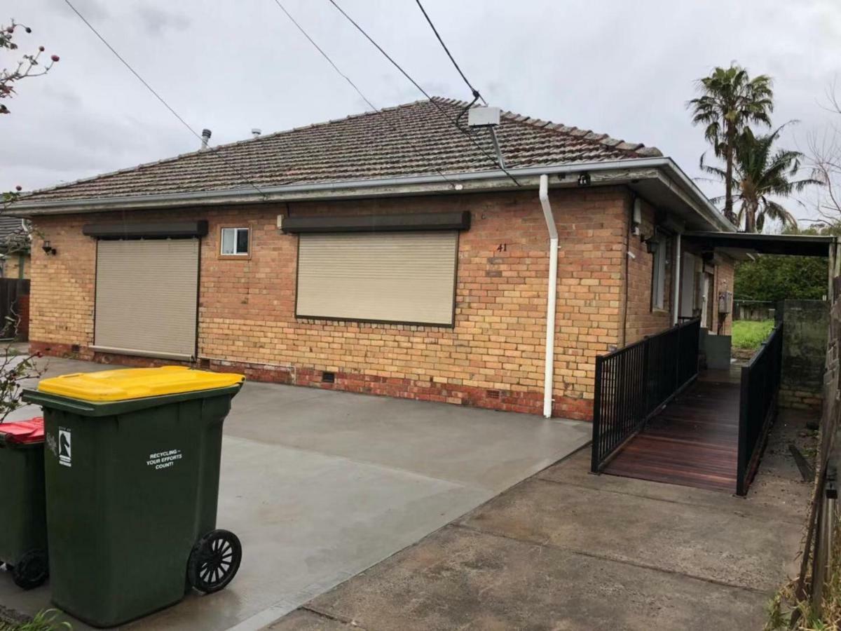 Melbourne Short Stay- Burwood Deakin Uni墨尔本民宿-迪肯大学burwood Εξωτερικό φωτογραφία